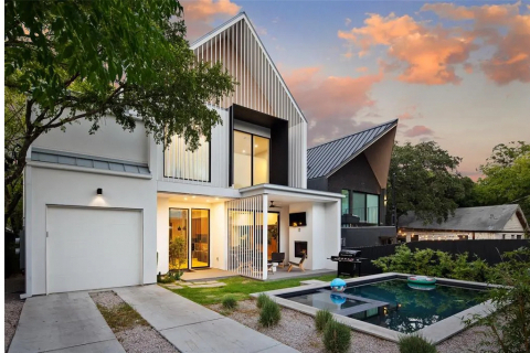 704 W Elizabeth St, 1 & 2